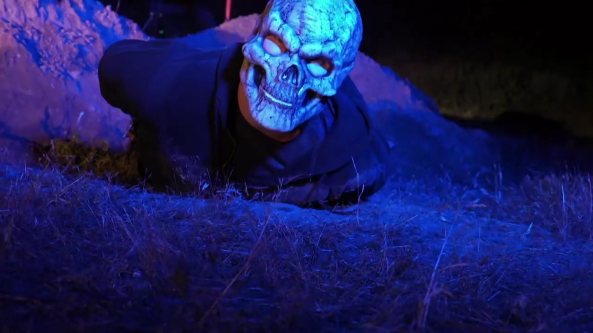 12/31
Houses October Built (2014)
Probably one of the best attempts at a proper found footage film that doesn't insult the intelligence of the viewer. They use mixtures of real media footage, their own recorded footage, and "acted" footage to get the right blend of realism and