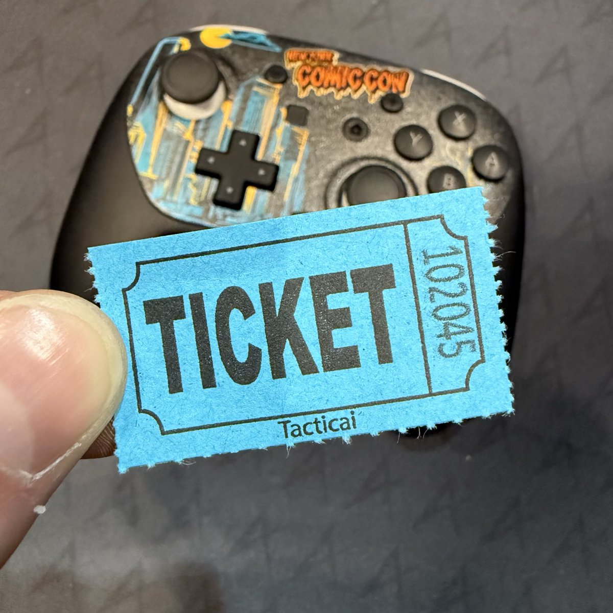 ATTENTION NEW YORK COMIC CON! 
If you’ve got a matching ticket, YOU ARE THE WINNER OF THIS EXCLUSIVE PRO CONTROLLER 2!

Send me a DM with a photo of your ticket! You have 24 hours to claim before we post a new ticket!