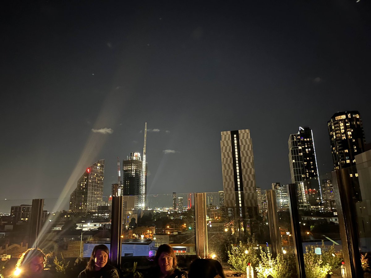 paipoop :3 tweet media