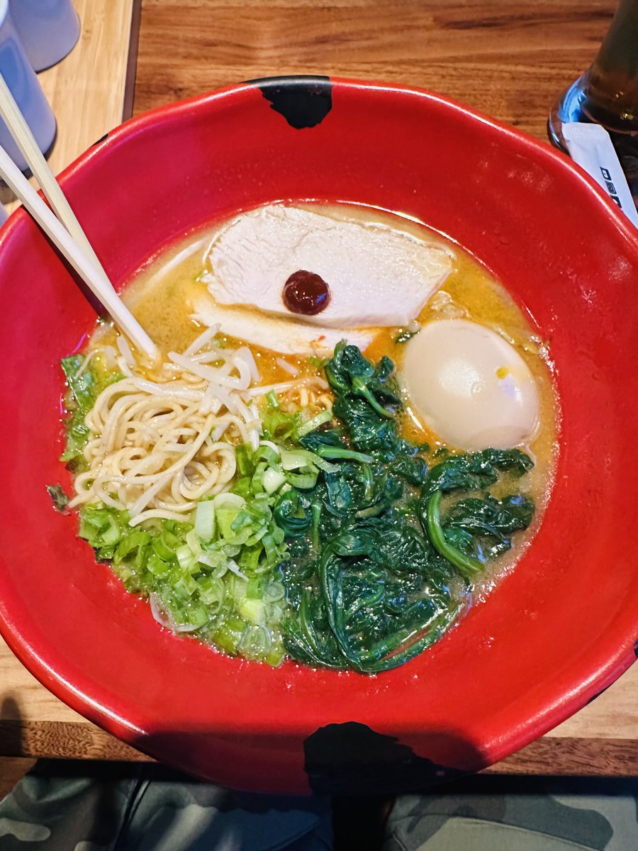 TheSweetsCode's tweet image. A win🏴☠️
Some Ramen…
and some Freddie and Alch. 🍜
Happy Sunday ✨