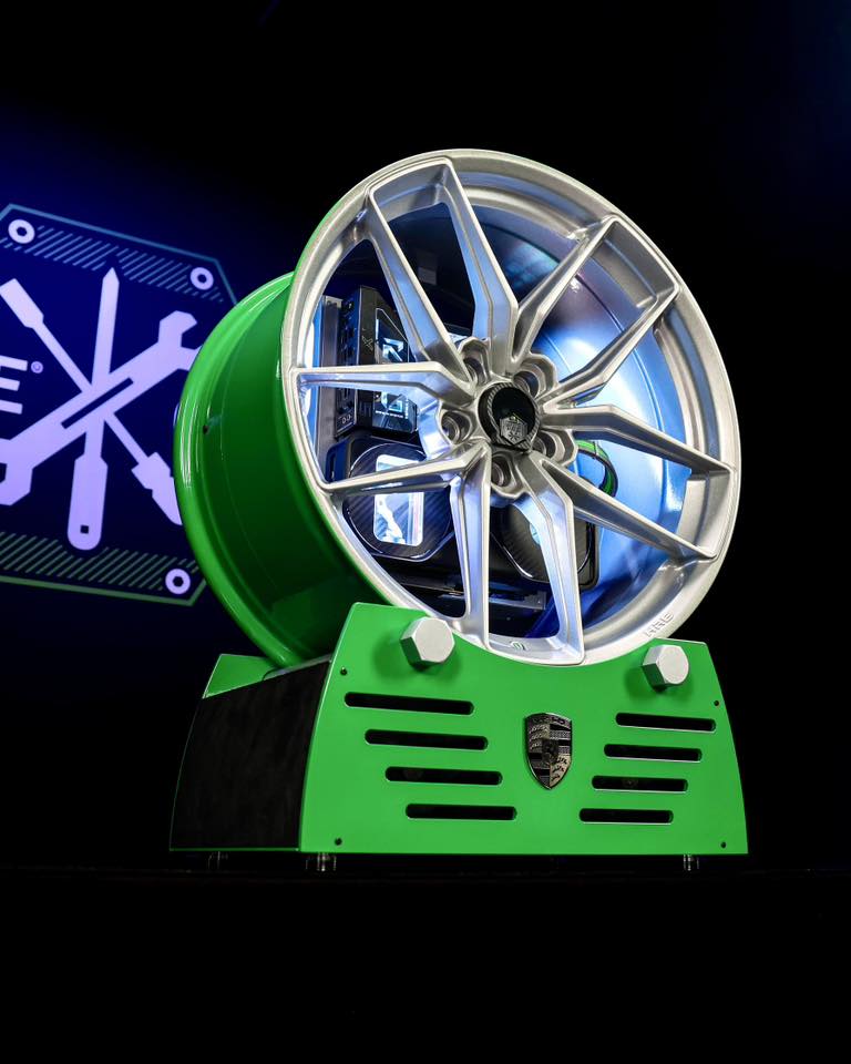 XPCMTeam's tweet image. 5080 Wheel PC Build from Justin Chu 
😍😍

#custompc #pcmodding #gaming #gamingpc #pcsetup #hardware #wheel #extremepc #watercooling #watercoolingpc