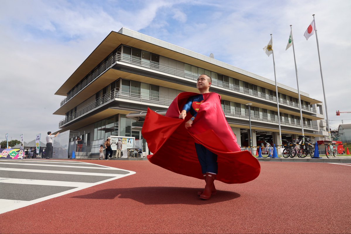 スーパーマンが習志野に降り立った。
📷<a href="/ToyCafe2/">東京ToyCafe</a> 
#superman
#習志野きらっと2025