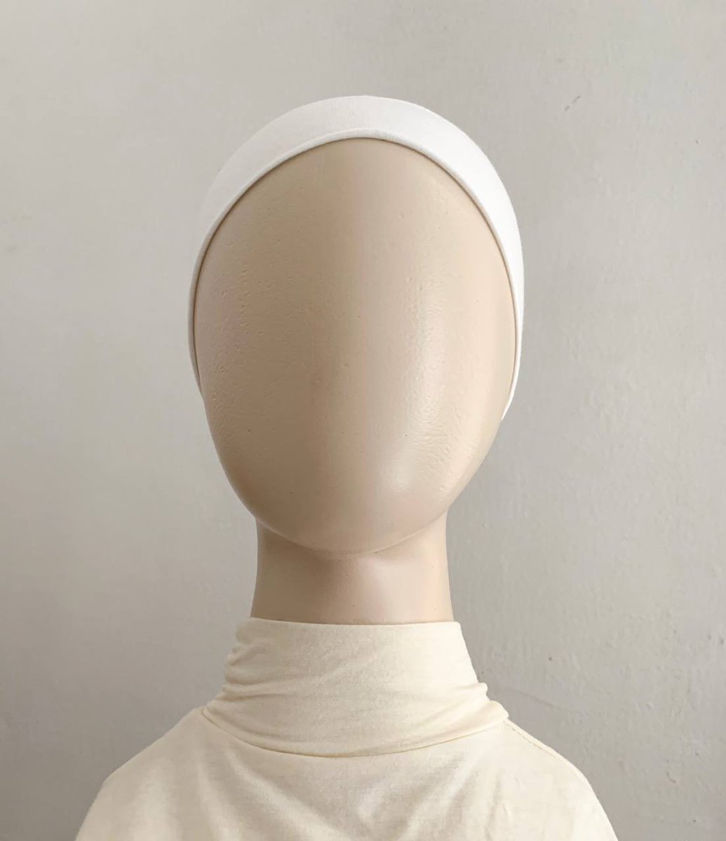 fabrikputih's tweet photo. Get RM5 OFF when you grab our Inner Snow Cap — comfy, breathable &amp; sleek under any hijab! https://t.co/2eJ5tgFN9C