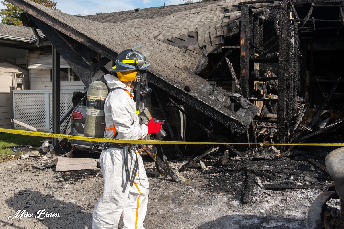 Penticton Fire Photographer - Mike Biden tweet media