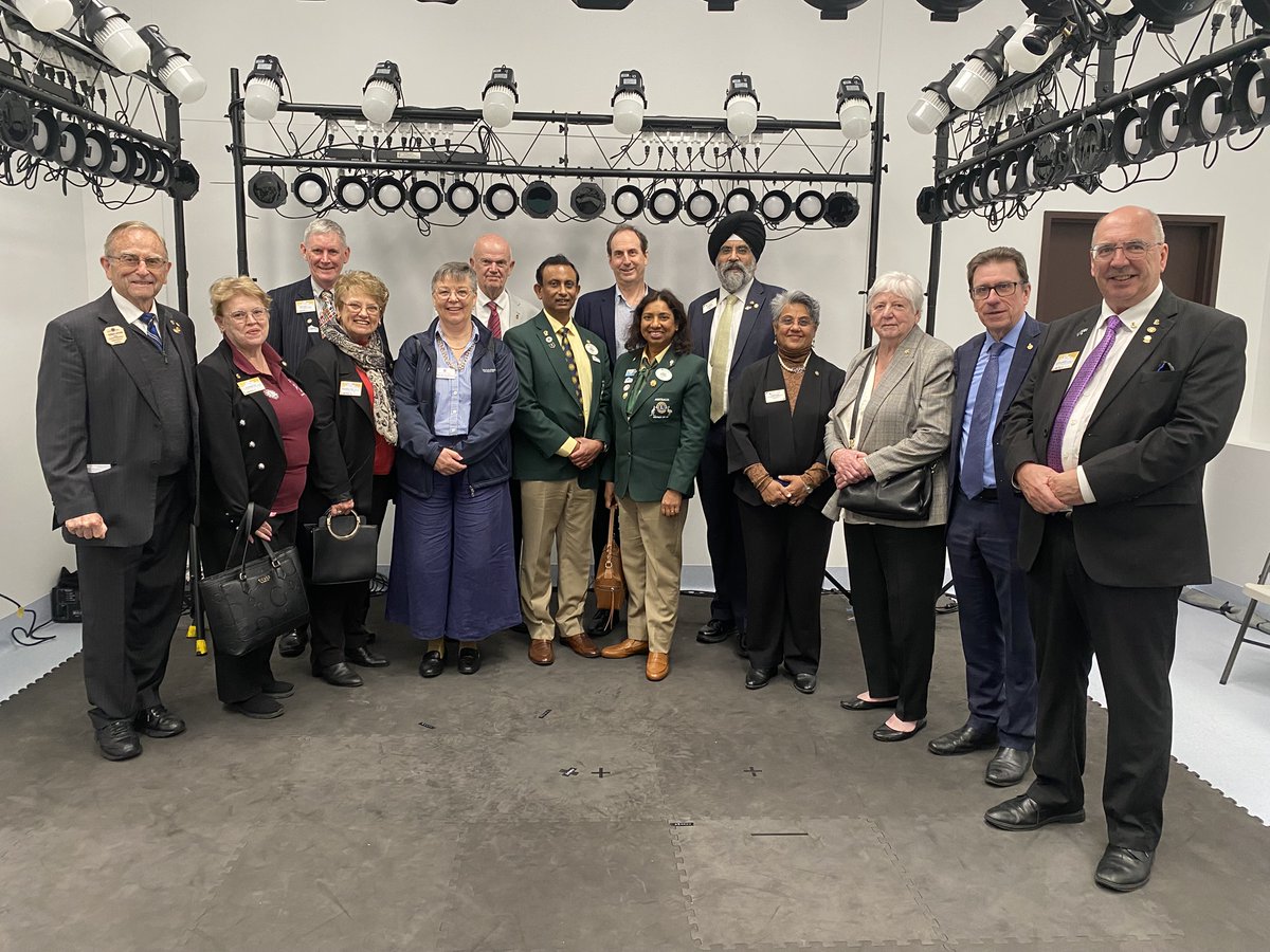 SydneySaveSight's tweet image. 100 years ago, Helen Keller urged the Lions to become “knights of the blind.”

Last month, @lionsclubs International President A.P. Singh visited @SydneySaveSight to learn about our work in #visionscience. 

Thank you, Lions,for sharing our mission to save #sight! 🙌