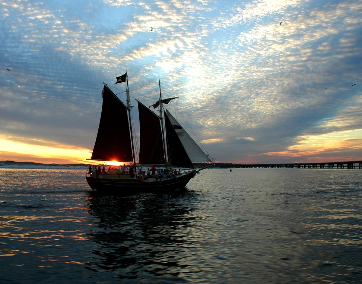 captsingh's tweet image. Have a great evening @ElaineVoncannon @Gennyxxxx