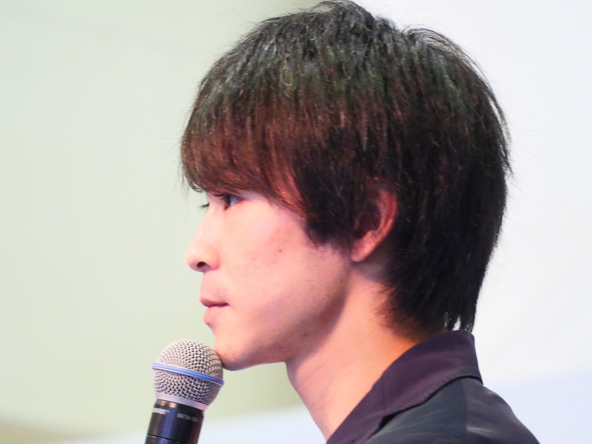 sakura12631812's tweet image. #内村航平 #ボートレースびわこ #ファミリーカーニバル2025
内村航平さん一回目のトークショー。会場はご家族が大変多く、大盛り上がり✨私の席からは睫毛が長くて目が綺麗なとても美しいKINGの横顔を堪能出来ました♥️今回パフォーマンスでは航平くんに公開塩対応を受ける事が出来ました😂幸せです🤣