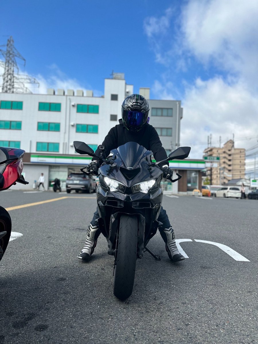 ZX25R11's tweet photo. さて、2連休ちゃんと遊んだので岐阜に戻るとしますか😇 https://t.co/CK9R5OElSi