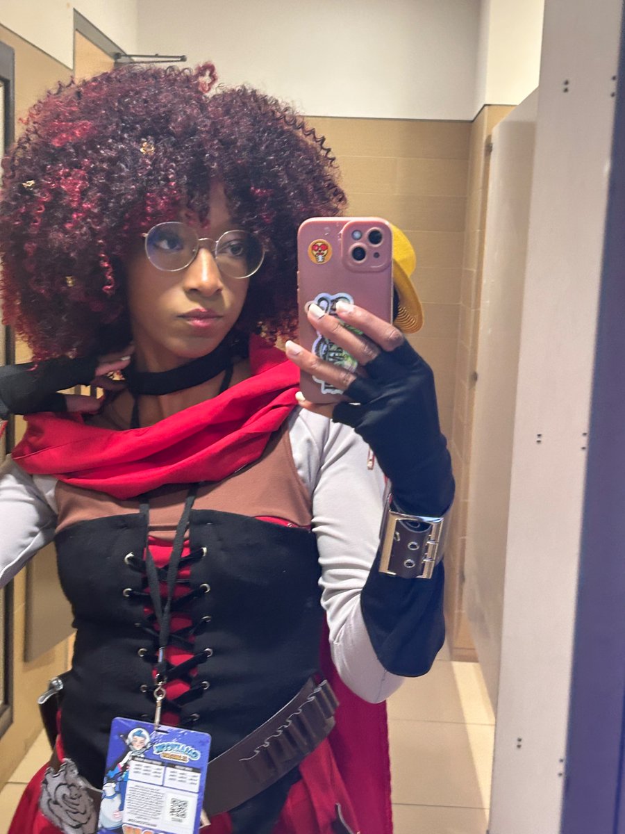 Pew pew! Just a normal girl with normal knees ^_^ #RWBY