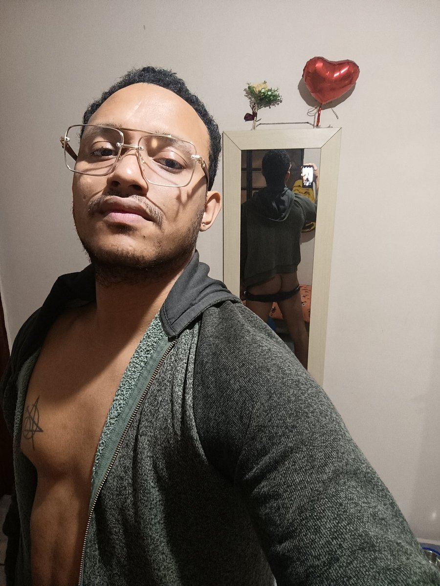 ItsRandy404's tweet photo. It was a cold Sunday night, and all I wanted was to take some pics 😉 https://t.co/FOHDKV9yax