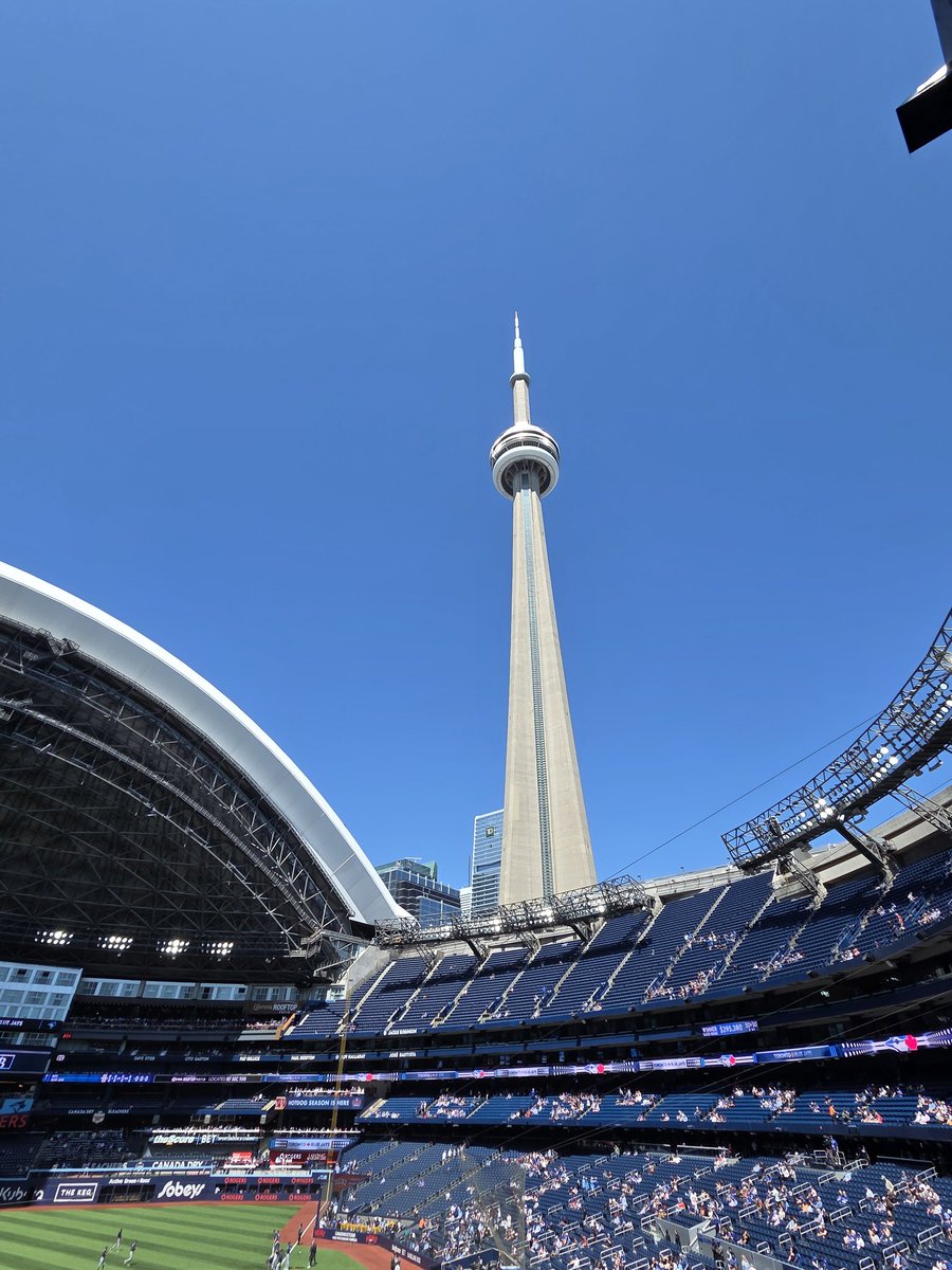 M | G | L tweet media