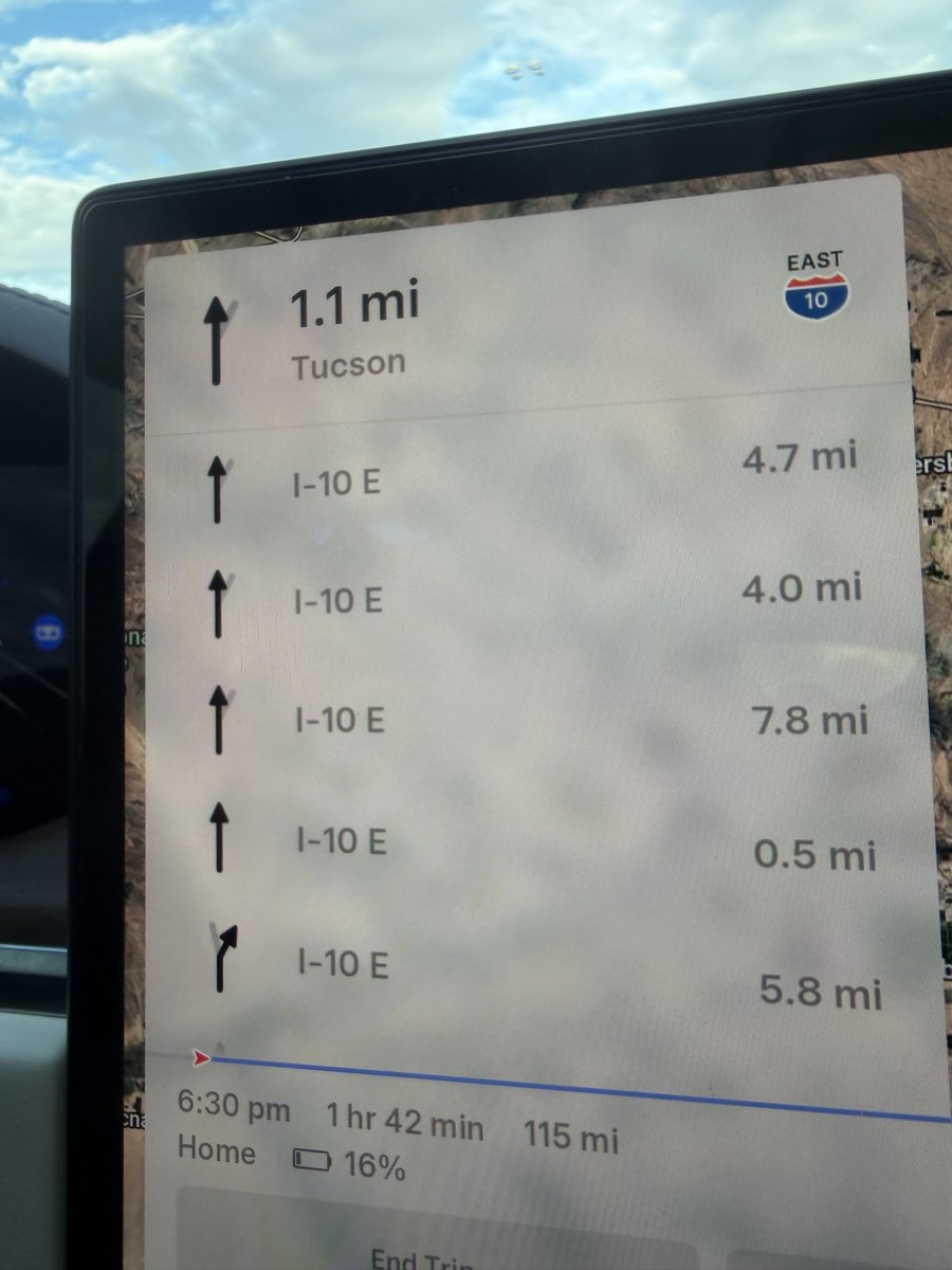 rowdystew's tweet photo. @tesla Can we update maps to drop the unnecessary waypoints? I know I’m staying on the freeway. I don’t need to see every time an exit only lane ends. This does me no good. https://t.co/oK6cISZkNu