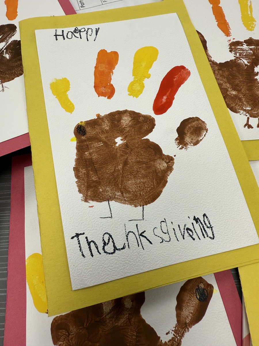 Happy Thanksgiving from 2D 🦃🍁!