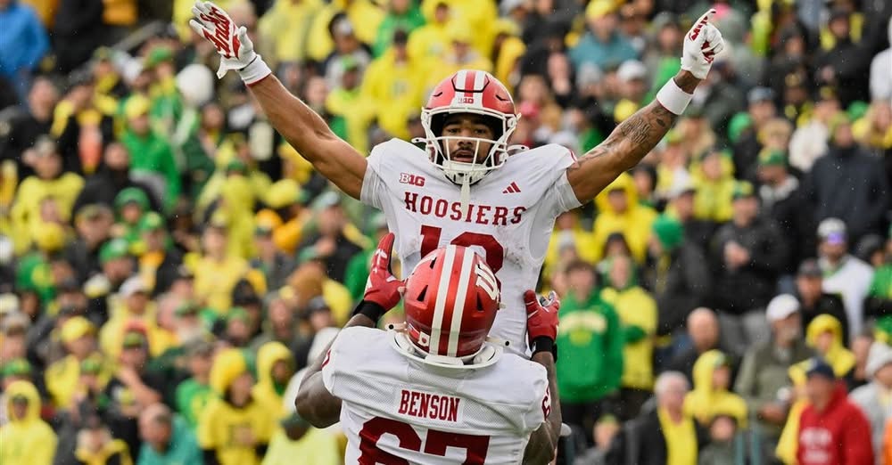 FlyEyeLab's tweet image. Patience is a virtue! I have been a season ticket holder at my home institution, Indiana University, for 23 years. I have seen a lot of bad football games. My perseverance through the pain and suffering is finally paying off. We are ranked #3 in the country. Upwards and onwards!
