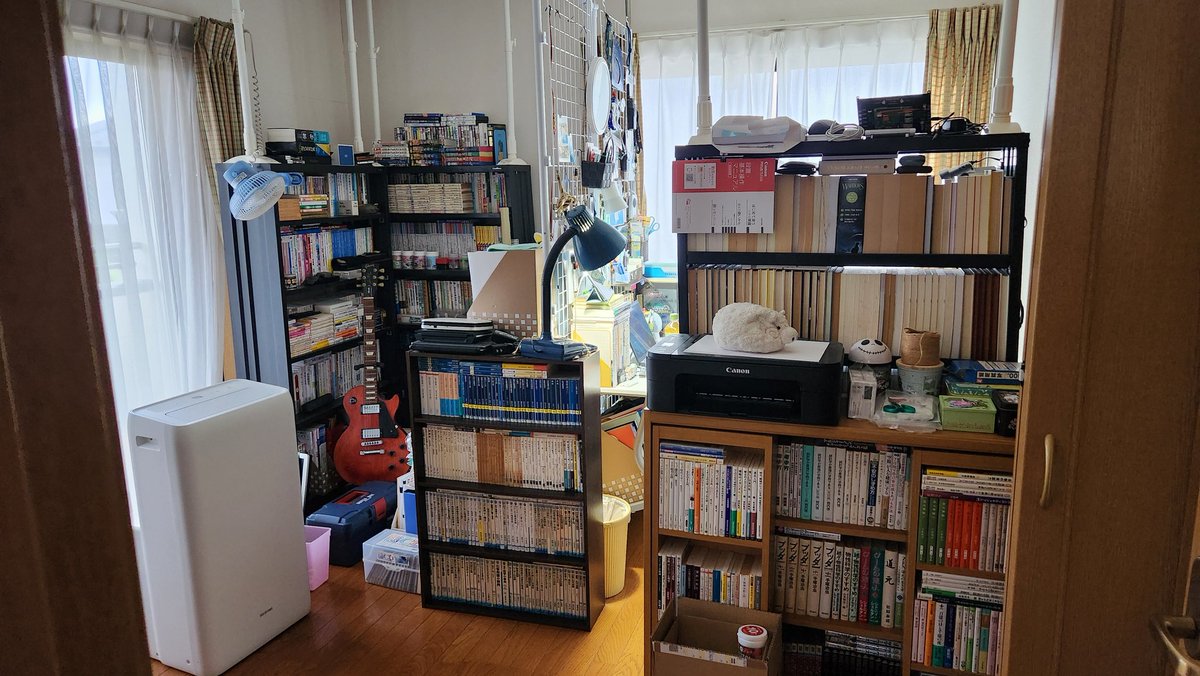 午前中、少し勉強φ(．．)
午後からライブへ♪