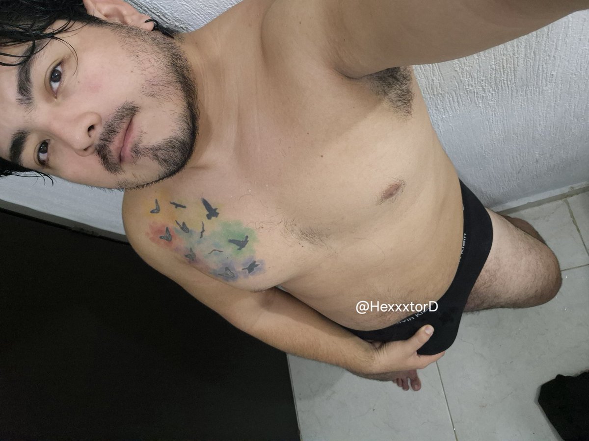 HexxxtorD's tweet photo. Quien me la ordeña con la boca? https://t.co/bB9bqAypvB