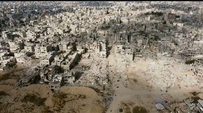 Por que o #Fantastico continua defendendo Israel? Sendo que o mundo todo já fala em GENOCÍDIO! 

Em Gaza forma 60.000 mortos e não sobrou uma casa.