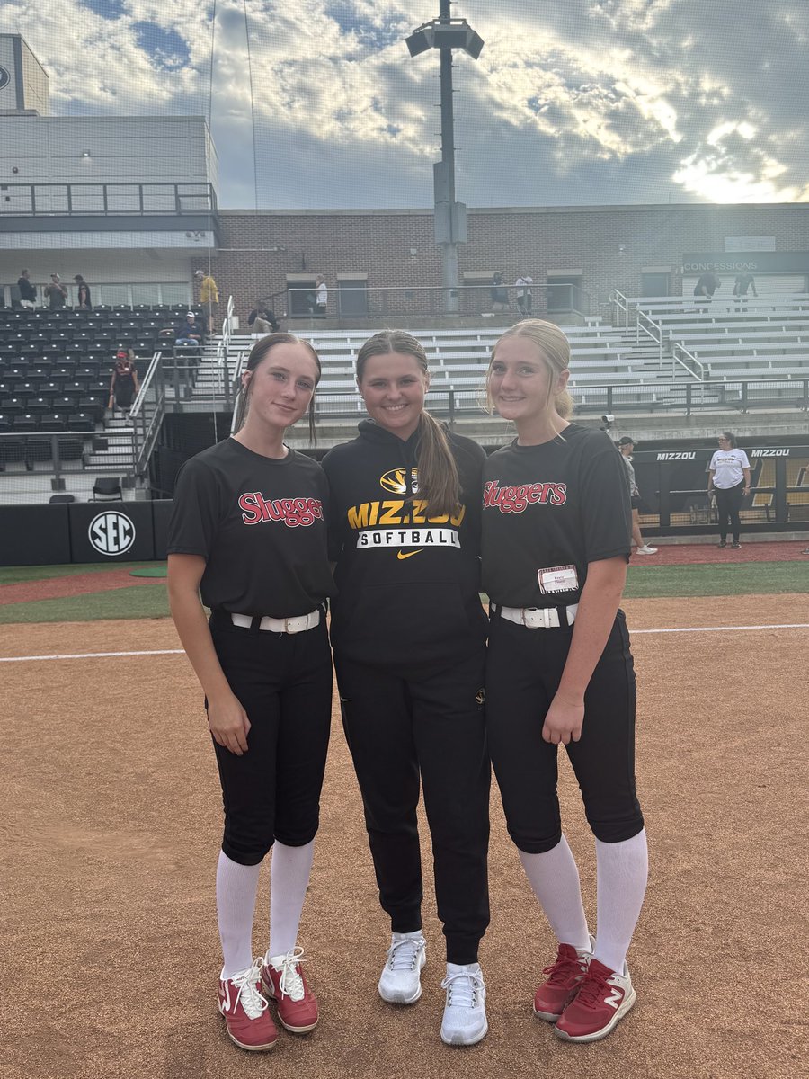 Emily Palisch (2029), <a href="/Keely_Yount2029/">Keely Yount</a> and Quinn Mitchell (2029) went camping today at <a href="/MizzouSoftball/">Mizzou Softball</a>!!  Thank you <a href="/CoachLarissaA/">Larissa Anderson</a> <a href="/epsteinhitting/">Coach Ep</a> <a href="/CoachJayGwyn/">Assistant Softball Coach, MIZZOU</a> <a href="/CoachBella42/">Bella Norton-Winslow</a>