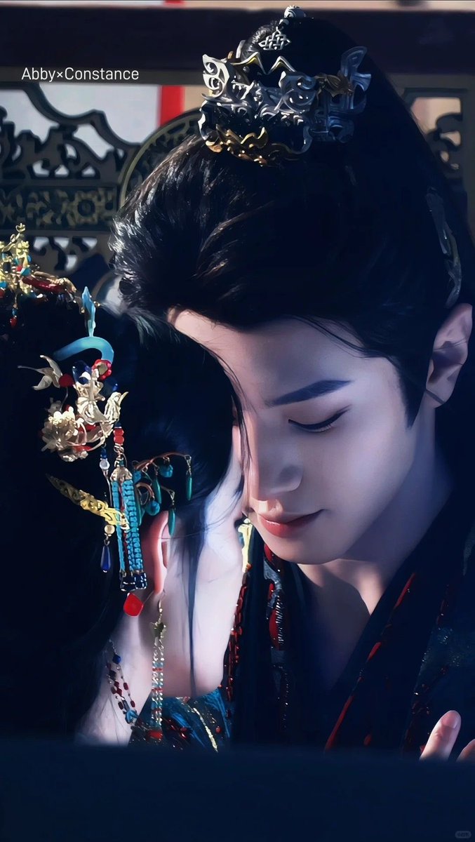 این مرد خیلی شبیه چانیوله کمک
#CHANYEOL 
#ChenZheyuan