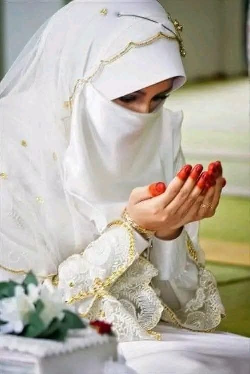 sehr_ik's tweet image. السلام علیکم ورحمتہ اللہ وبرکاتہ🌹
صبح بخیر 🦋
خوش رہیں خوشیاں بانٹیں💕
ایک خوبصورت دن کی ابتدا اس دعا کے ساتھ آپ سلامت رہیں اور رب العزت آپکو دائمی خوشیاں عطا کرے اللہ پاک ہمیشہ آپ کا نگہبان اور مدد گار ہو😊
آمین یا رب العالمین🤲
