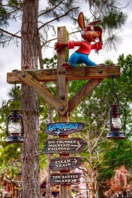 BeastCoasters's tweet image. Long lost attractions and experiences of Frontierland in the Magic Kingdom. Splash Mountain, the Rivers of America, and Tom Sawyer Island, all featured together in the first photo, have permanently closed.