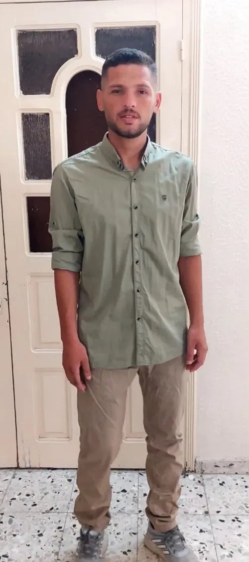 venetianblonde's tweet image. Horrible news from Jabalia. I pray that this brave and excellent vet, Mu'ath Abj Rakba is safe and safely home. He and his family were told it was all right to come back to their home in Gaza. 
He has not been seen or heard from since Friday.
RT