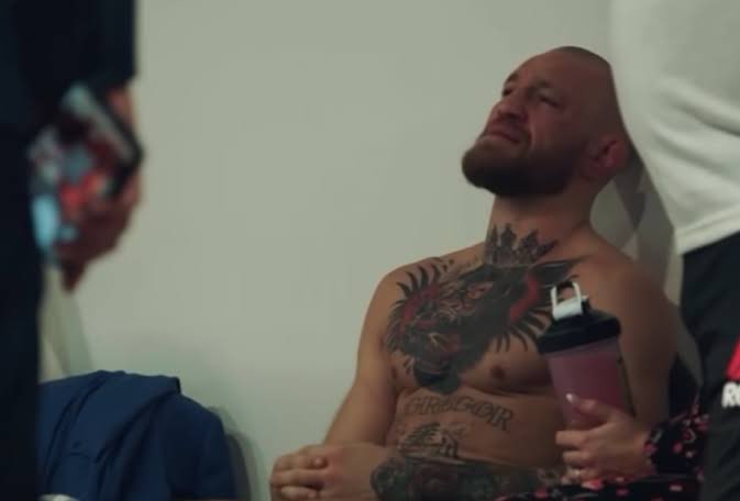 <a href="/DovySimuMMA/">Dovy🔌</a> Me realising there's a good chance I have to pick between Charles and Max