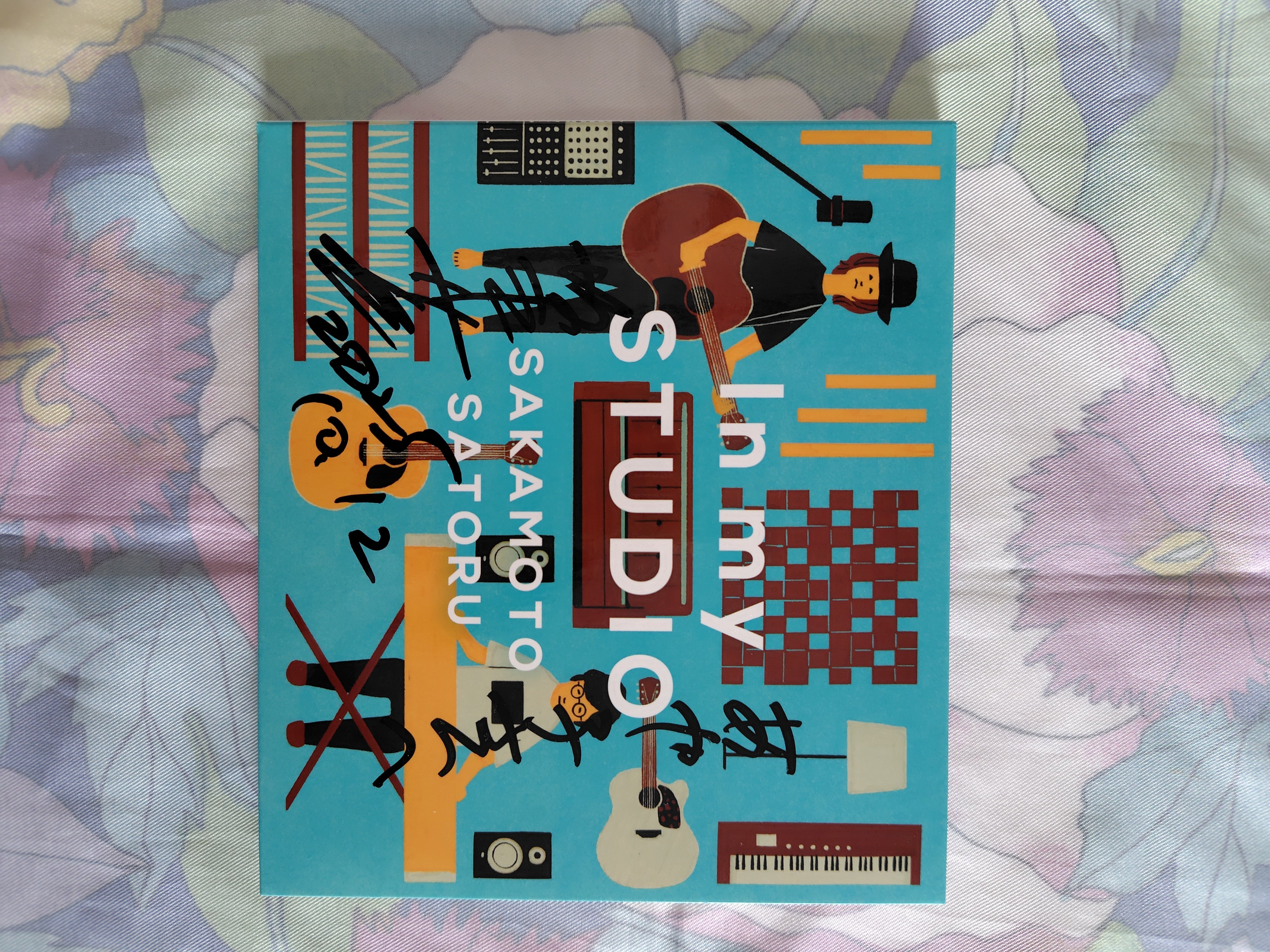 ★まろページ★ 703MCB マジョーラ マイクロボトル SHOW UP ゴールド/シルバー色