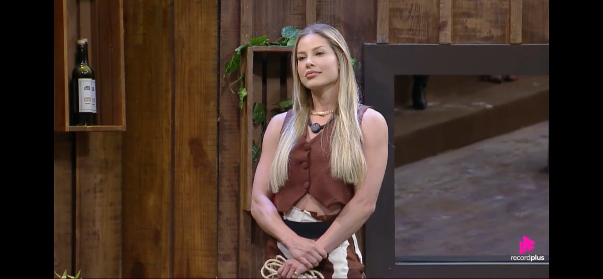 raituita_'s tweet image. sem xingamentos e muito deboche ela tira qualquer um do sério AMOOOO #TeamSaory