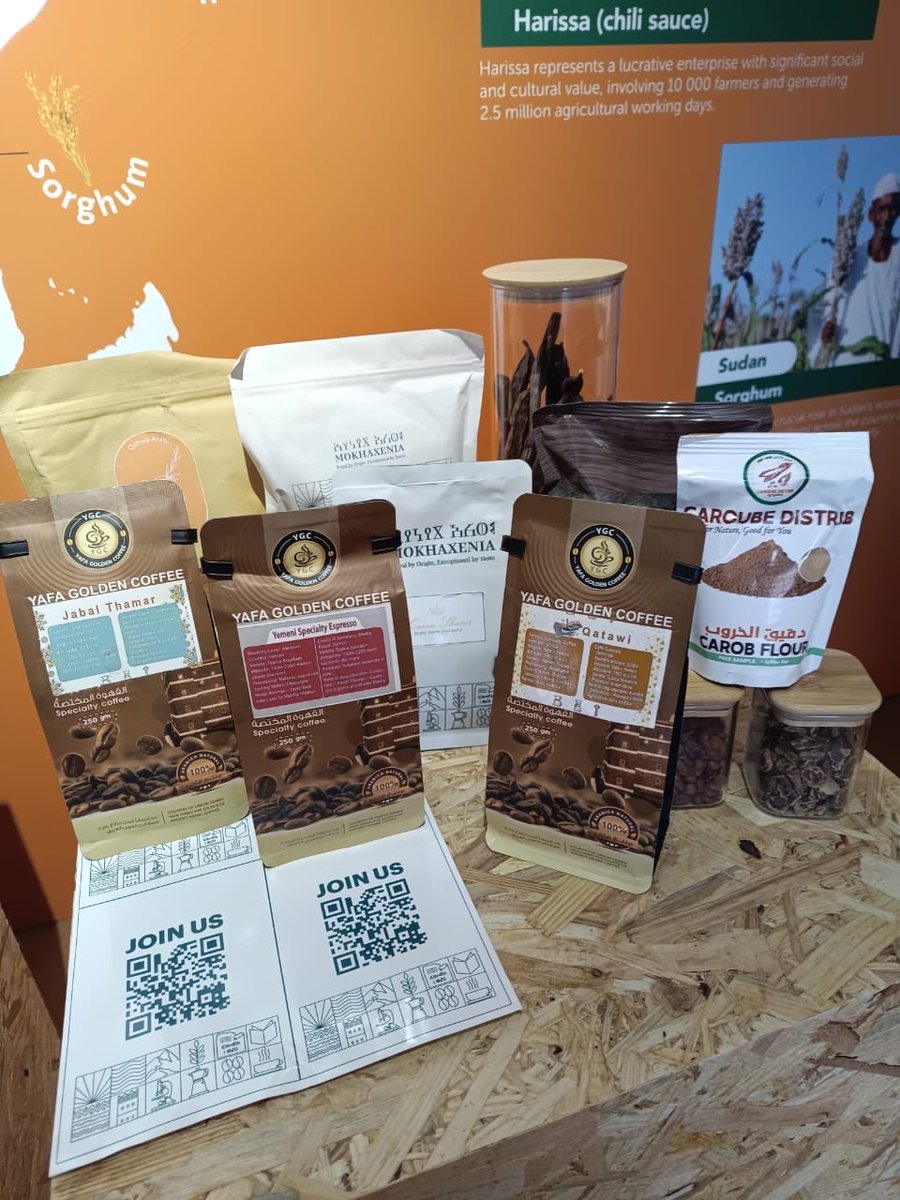 yafa_Golden_yGC's tweet photo. #FAO80 بكل فخر واعتزاز 
شاركت منتجاتنا في المعرض الثمانين لمنظمة الأغذية والزراعة للأمم المتحدة (الفاو) في روما، ضمن فعاليات #من_البذور_إلى_الغذاء 
كان لنا الشرف في تمثيل اليمن في الجناح اليمني، حامِلين معنا عبق البن اليمني الأصيل من جبال يافع إلى العالم. https://t.co/PgCznFoiS9
