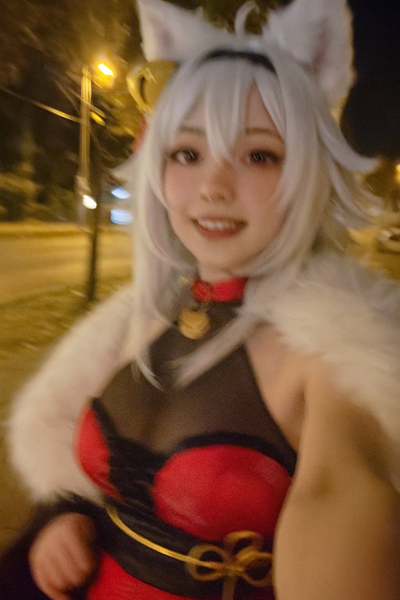 STREAM MOVIENDOLES LA RAJA EN VR MIENTRAS REACCIONAMOS!

twitch.tv/chainavt