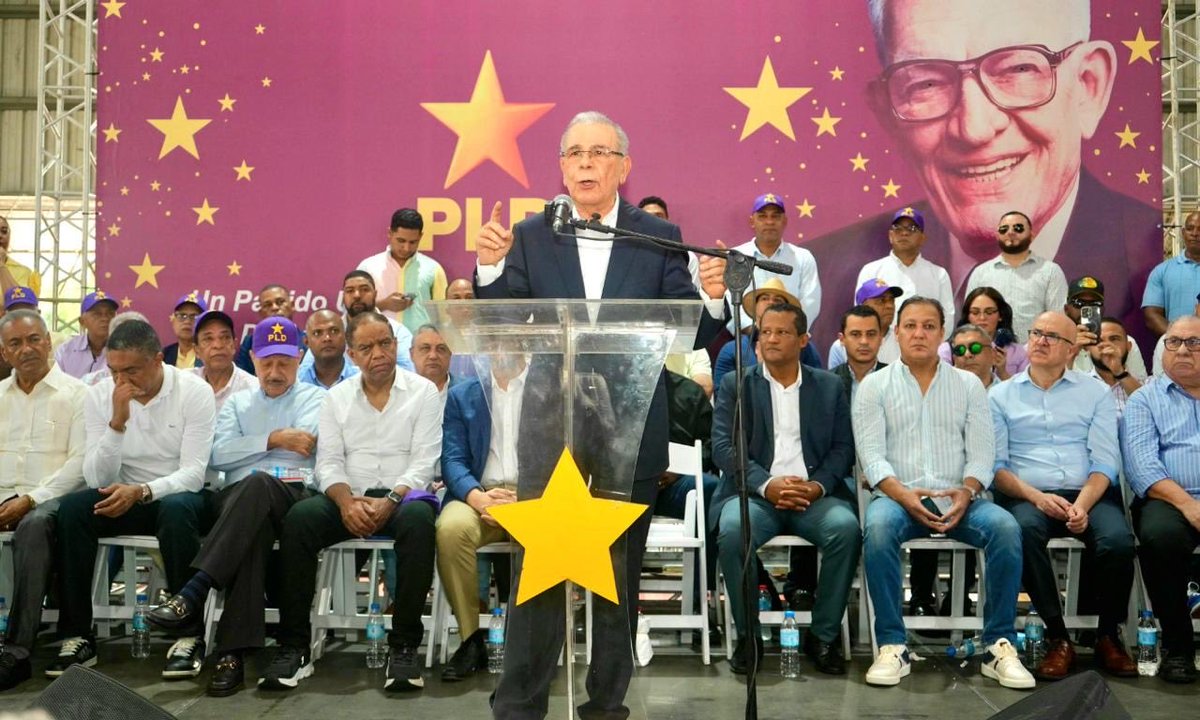 La militancia de Santiago demostró una vez más su entrega, su disciplina y su amor por este partido que nunca se rinde.

Su entusiasmo inspira y su compromiso reafirma que el PLD sigue siendo la gran fuerza política del pueblo dominicano.

¡Gracias Santiago!