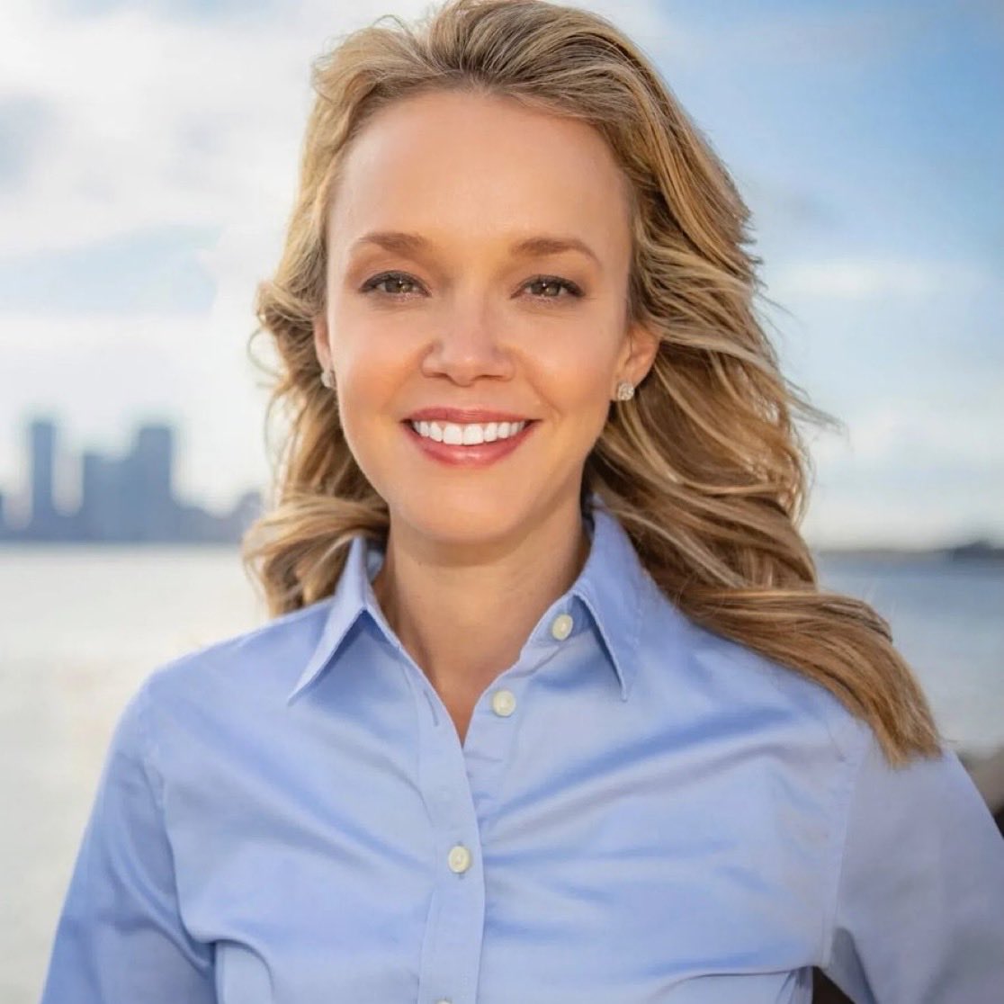 Dash_Sears's tweet photo. Congrats @HelenaMorenoLA on becoming @CityOfNOLA‘s next mayor! Can’t wait to continue with you, @nolahealthdept, and @Bouncetozero on efforts to build on NOLA’s #HIV progress towards zero new HIV cases and spread #UequalsU message! https://t.co/E3DsGVGvPz