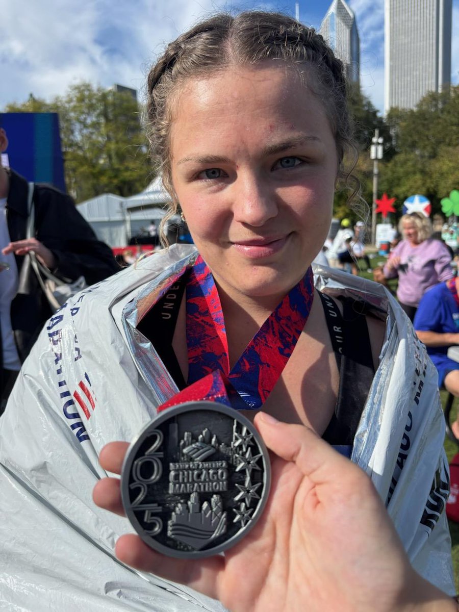 Very proud of our O-S United soccer alum Jamie Abbott, who completed the Chicago Marathon today. 
Way to represent, Jamie!
What an athlete!  💪⚽️