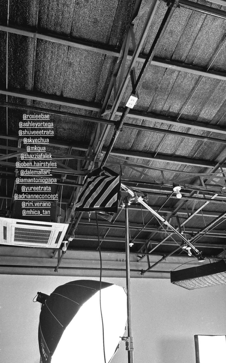 Shuvee, Ashley, Roxie, and Skye 👀📸

#ShuveeEtrata • Shuvee Etrata