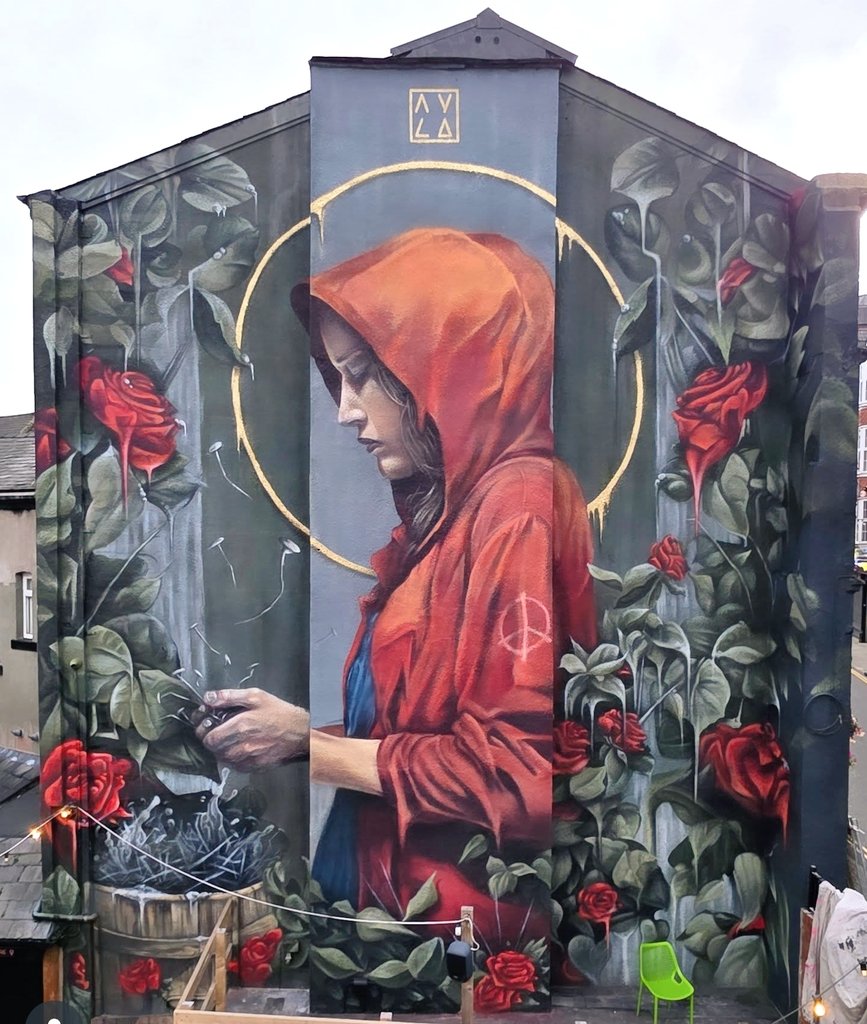 NinjaDilek's tweet image. &quot;Bent Not Broken&quot; 
Mural by aylo_nomad 🔥
#zelena  #BBMzansi #bbb25      
#ChumVeer #TRUMP #riyadh  #ZeeNuNew #gaza #streetart
