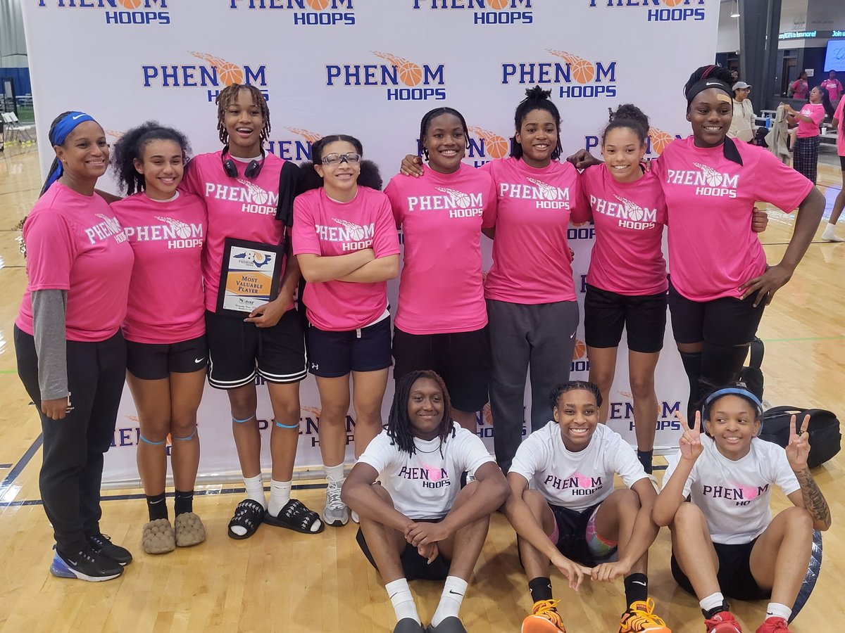 When I said my sisters were with me at <a href="/LadyPhenomHoops/">Lady Phenom Hoops</a> <a href="/Phenom_Hoops/">Phenom Hoop Report</a> <a href="/NorthmeckWBB/">North Meck WBB 🏀</a> .In the building!!!! #LadyVikings