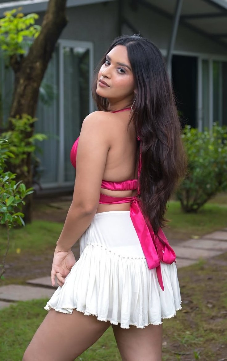 G3GcDp8asAA76ut?format=jpg&name=medium