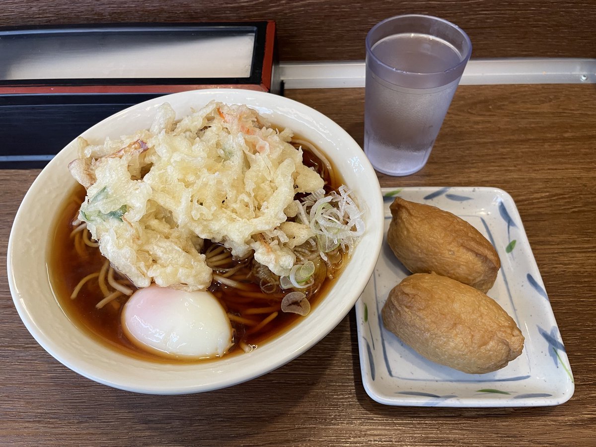 今日は夢幻杯です！

今日の朝ごはんは神田かめやの天たま蕎麦&amp;ジャンボいなり！

肌寒い朝の気温にあったかい蕎麦が沁みる…
ジャンボいなりはシャリがパンパンで満足⭕️

ご馳走様でした！