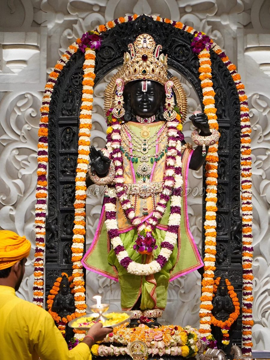 Shivi678's tweet image. अयोध्या से श्री रामलला के अद्भुत दर्शन 🚩