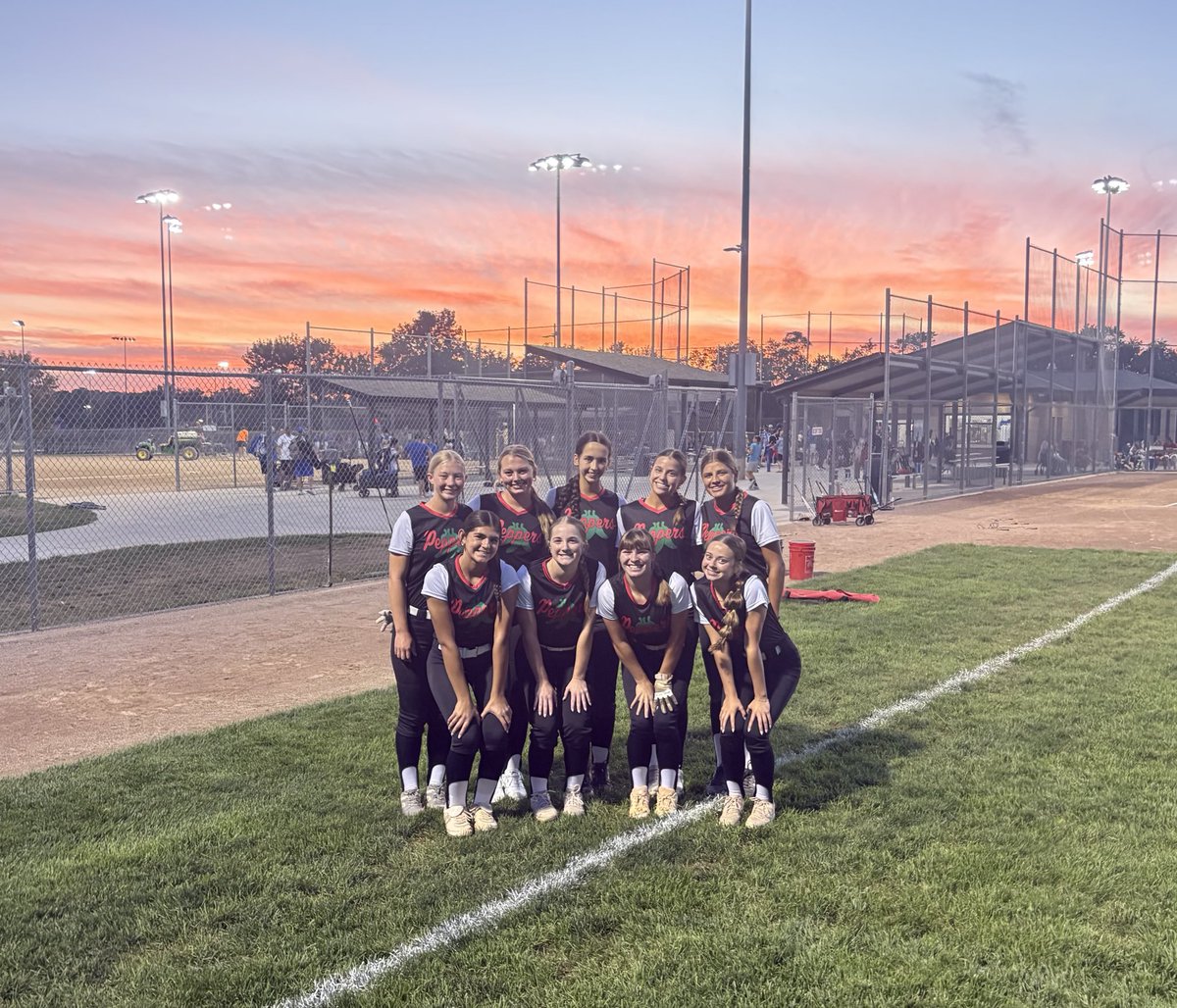 kcpeppers16u's tweet photo. Lots of good performances from the ladies this weekend. Back to work this week before heading to St Louis. Need to get over that hump on bracket day! #pepps #pepperfam https://t.co/g1Pjw5wXSE