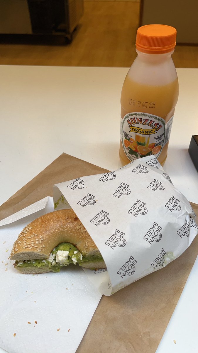Having my first ever bagel 🥯 
Thank you Melbourne its been real ✈️