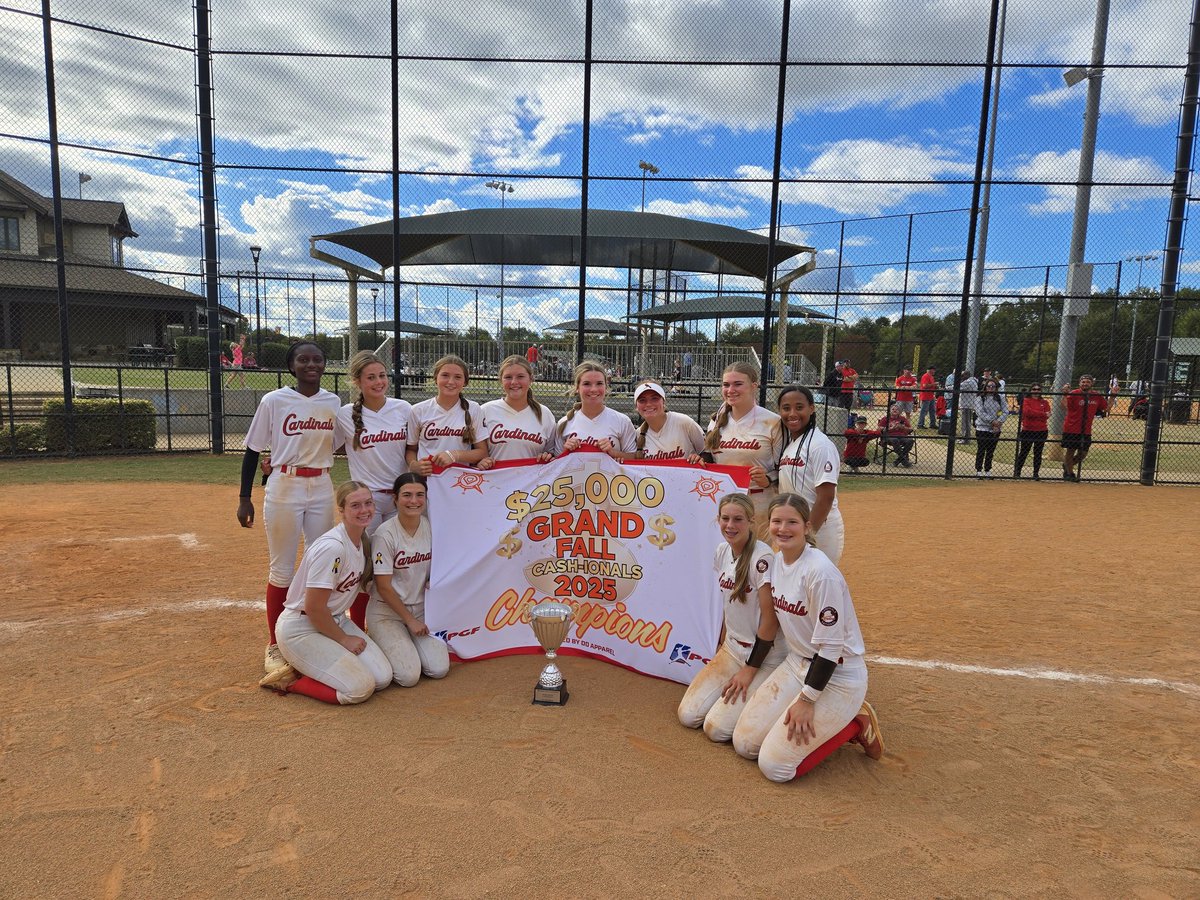 Unity2029Clark's tweet image. 🏆 PGF Fall Cash-ionals Champions 🏆  

6-0 on the weekend 
24-0 for the Fall! 

We are so proud of this team! Pitching, catching, defense, and offense were on point all weekend. So happy to see all the hard work this group puts in, as a team and individually, paying off!