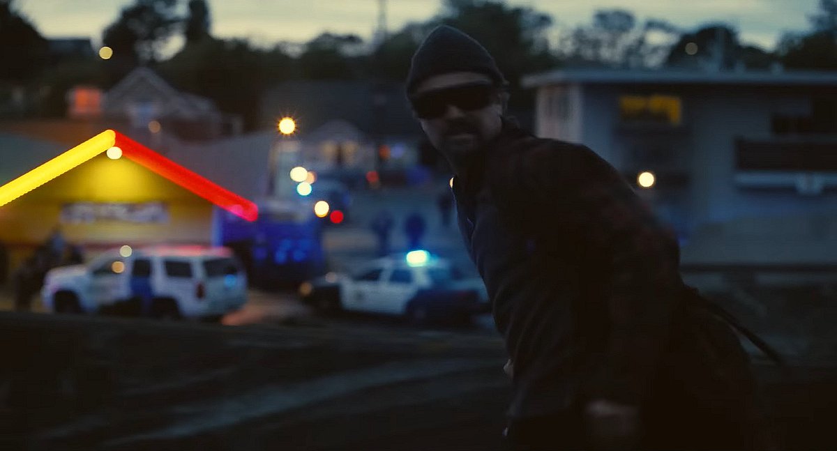 screenscaps's tweet image. one battle after another (2025) dir. paul thomas anderson