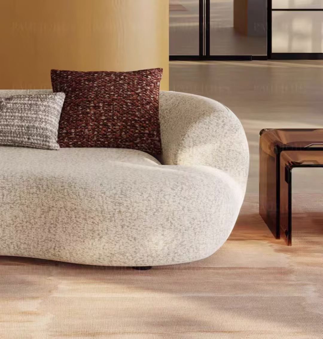 BeatrizCar61364's tweet image. A space that breathes softness and calm.
The perfect companion for slow mornings and quiet nights. ☕
#CozyHome #NeutralVibes #CreamInterior #AestheticFurniture