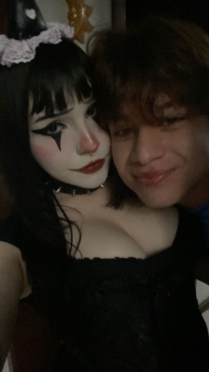 1nacinho's tweet photo. só pra registrar o quanto amo minha mulher https://t.co/SyPfhcTi5I