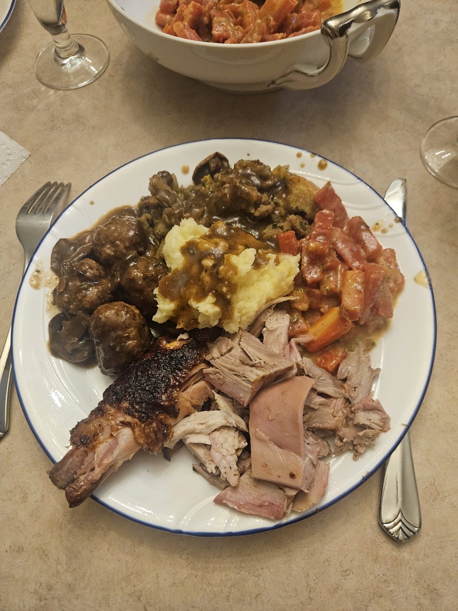 Happy Thanksgiving to all my Canadian friends, smoked a turkey on the rotisserie with meatballs in a mushroom gravy, carrots in a dill butter sauce, sausage and mushroom dressing and mashed potatoes with garlic 😋