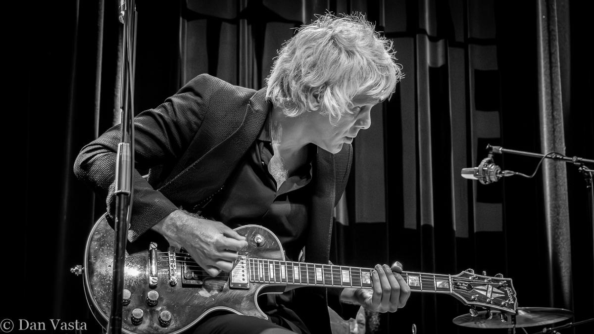 79Aspen's tweet photo. John Waite recording a live album at the historic Franklin Theater 10/11/25. Was great to see Kyle Cook on guitar! Great show! Looking forward to this album! #JohnWaite #KyleCook #MatchboxTwenty #FranklinTheater #VastaTour2025 https://t.co/H87LGI4GIY