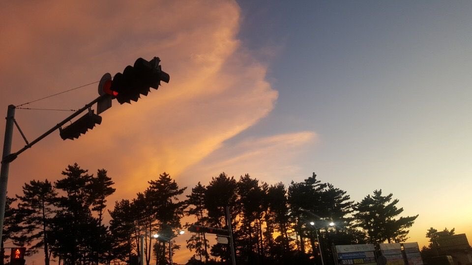 오늘같이 비오는날 드라이브 하고 텔잡고 플할사람 있어?

#오프 #비떱 #섹트