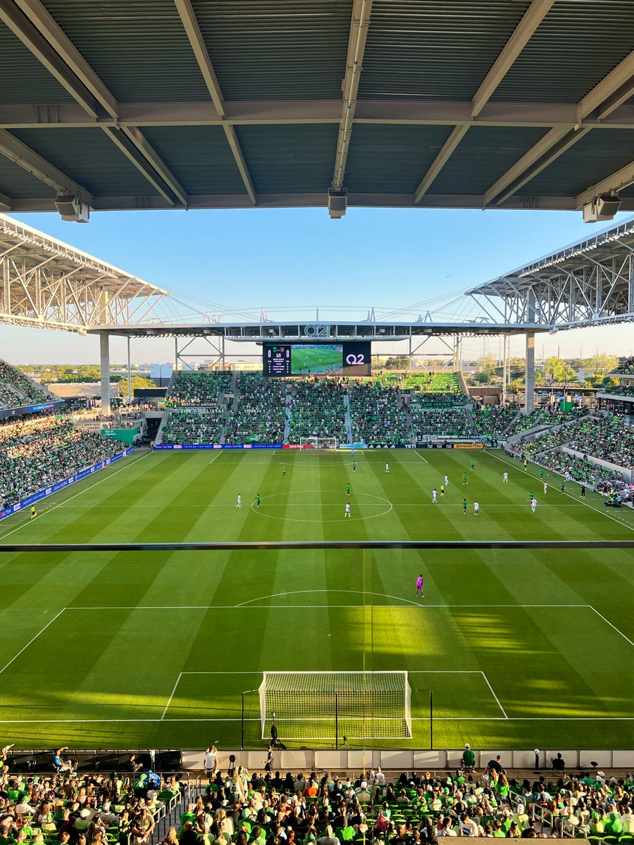 mrs_connor_ljhs's tweet image. Had a very sporty weekend! #TXST 🏈 #AustinFC ⚽️